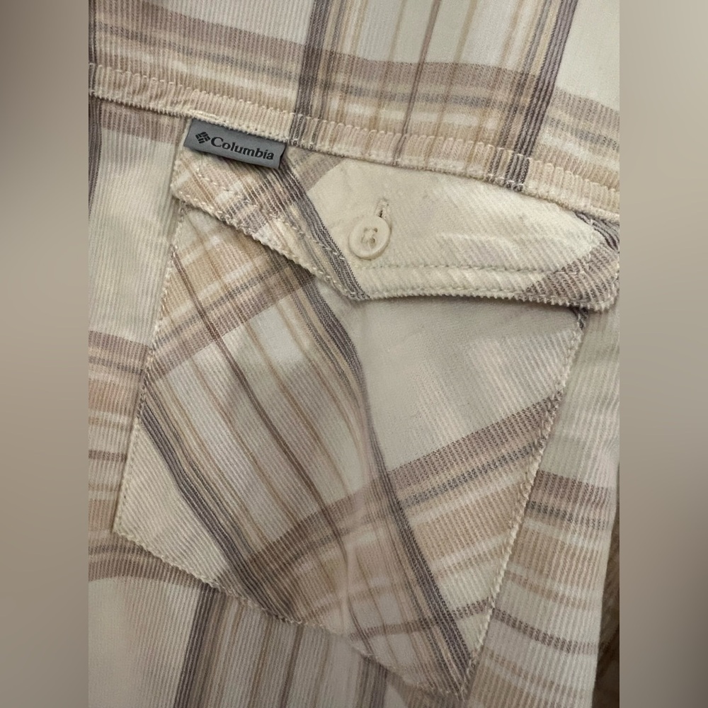 Columbia Cream/Taupe Plaid Light-Weight Corduroy Button Down Shirt, NWOT - Picture 3 of 6